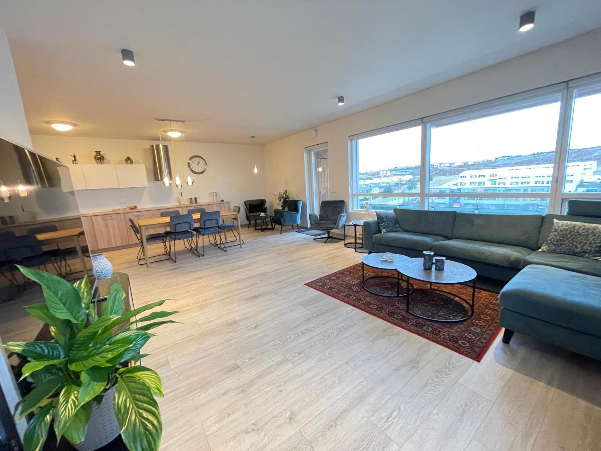Apartamento Modern And Spacious 3 Bedroom In Kopavogur Reikiavik