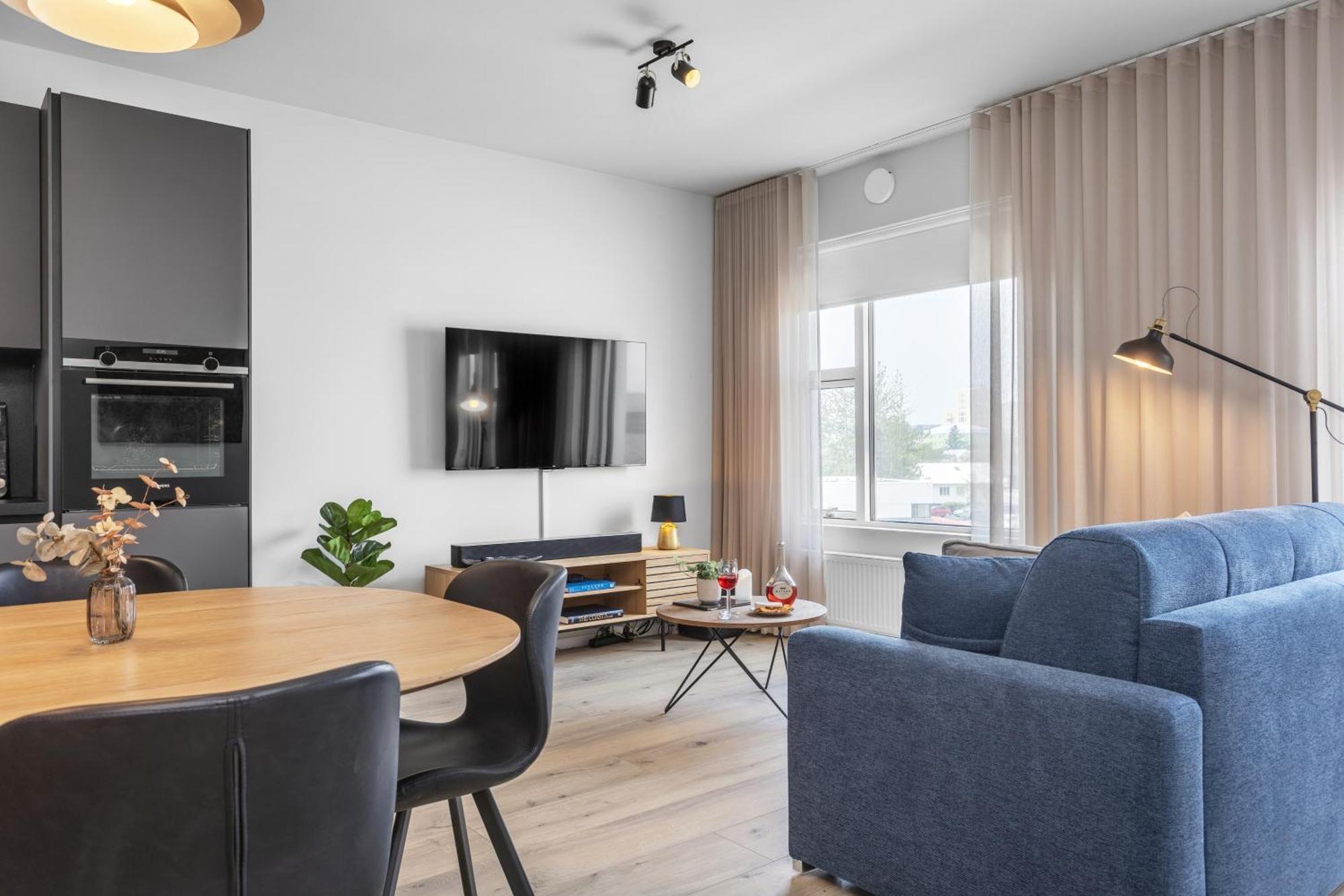 Apartment Modern 2-bedroom Apt In Prime Location Reykjavik