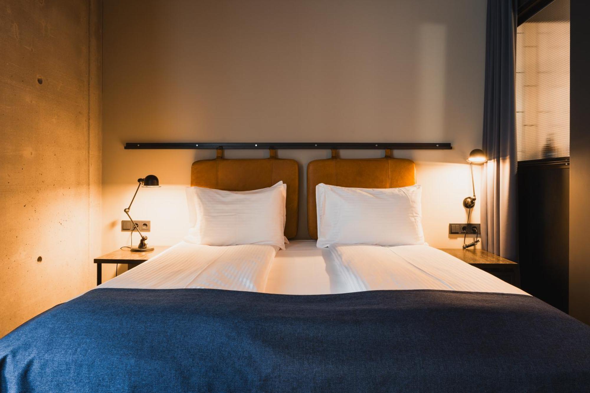 Exeter 4* Reykjavik