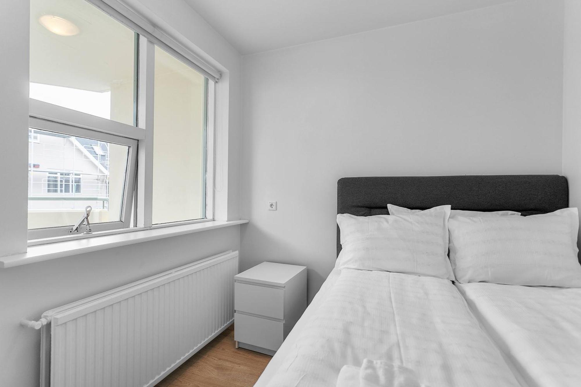 2br