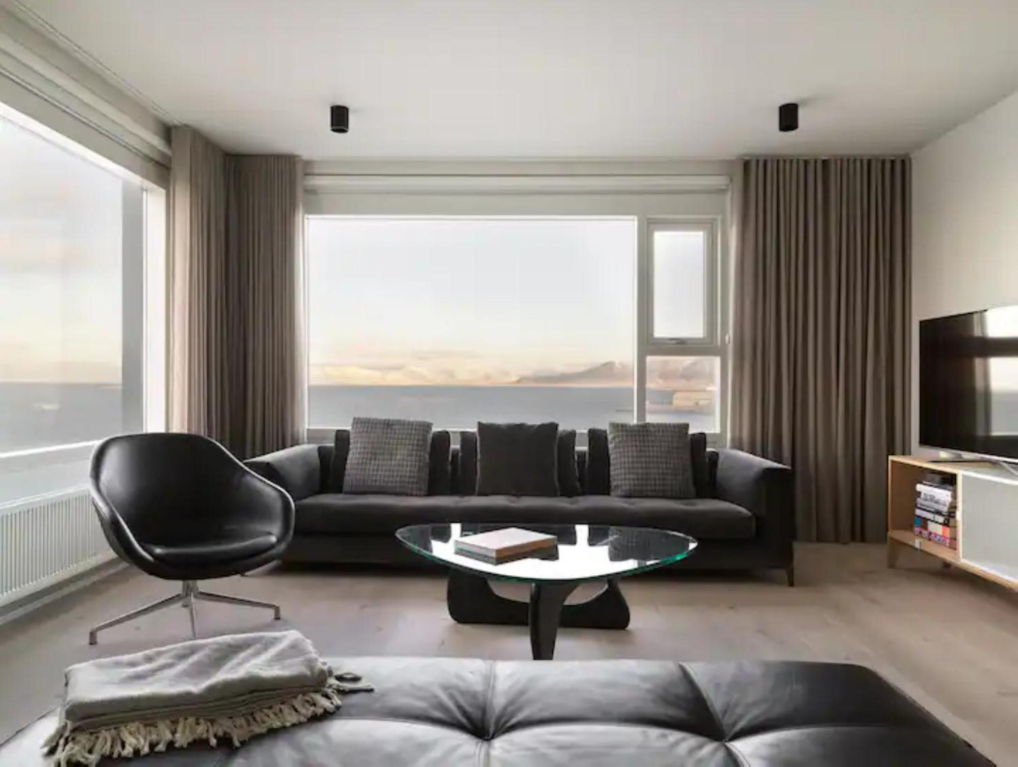 Lovely Grandav Apt Apartment