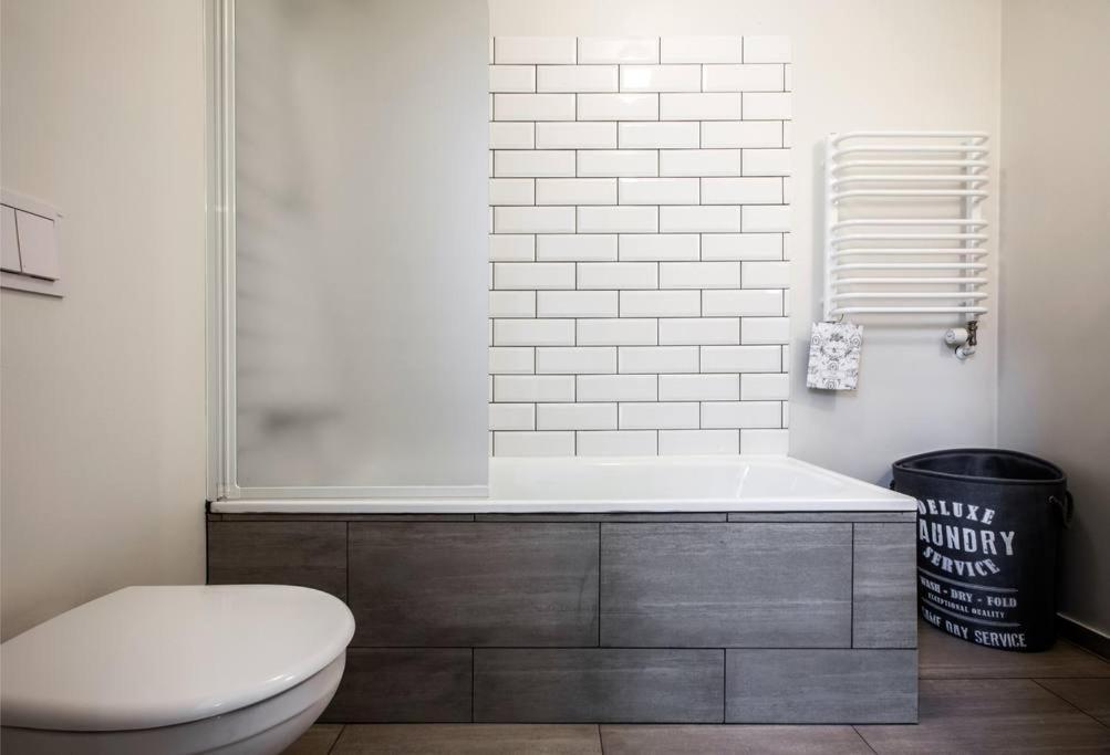 Apartment Grey