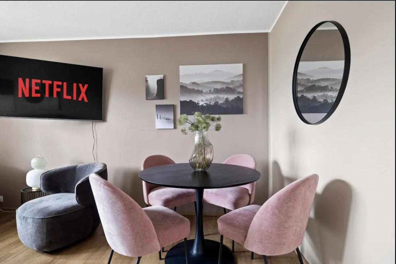 Apartment Inviting 2br Haven In The Heart Of The Suburbs Reykjavik