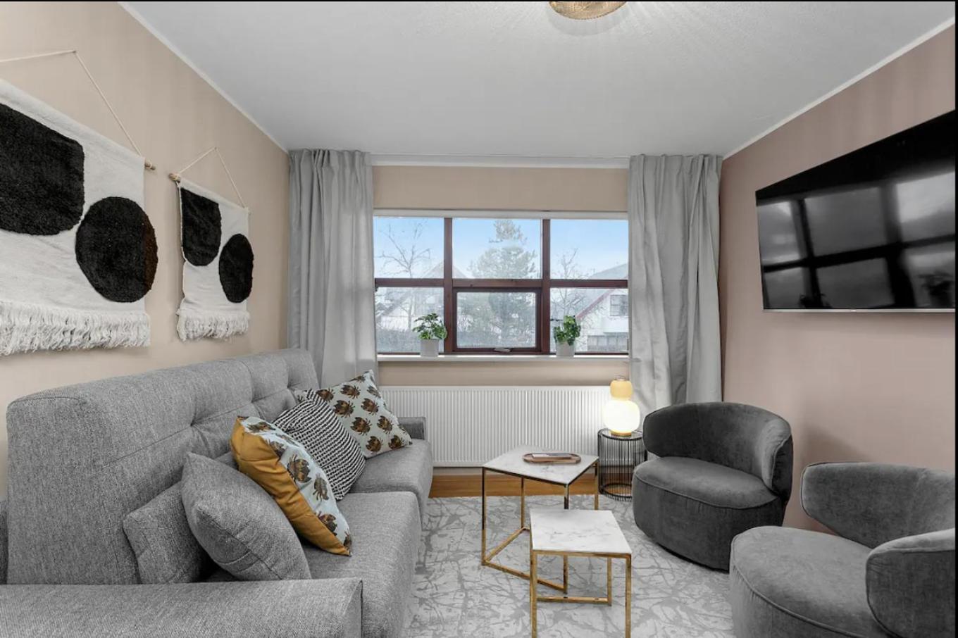 Apartment Inviting 2br Haven In The Heart Of The Suburbs Reykjavik