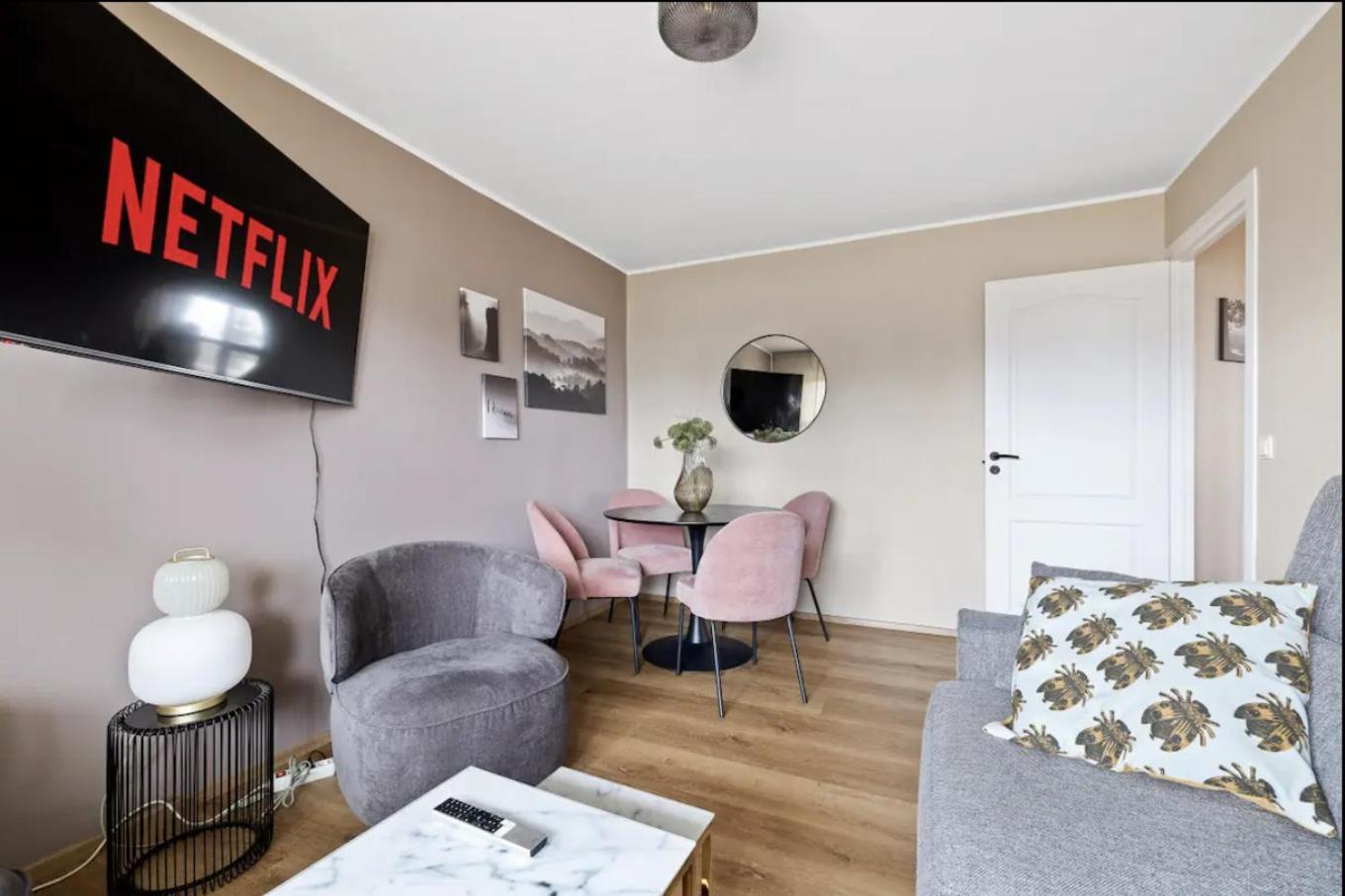 Inviting 2br Haven In The Heart Of The Suburbs * Reykjavik