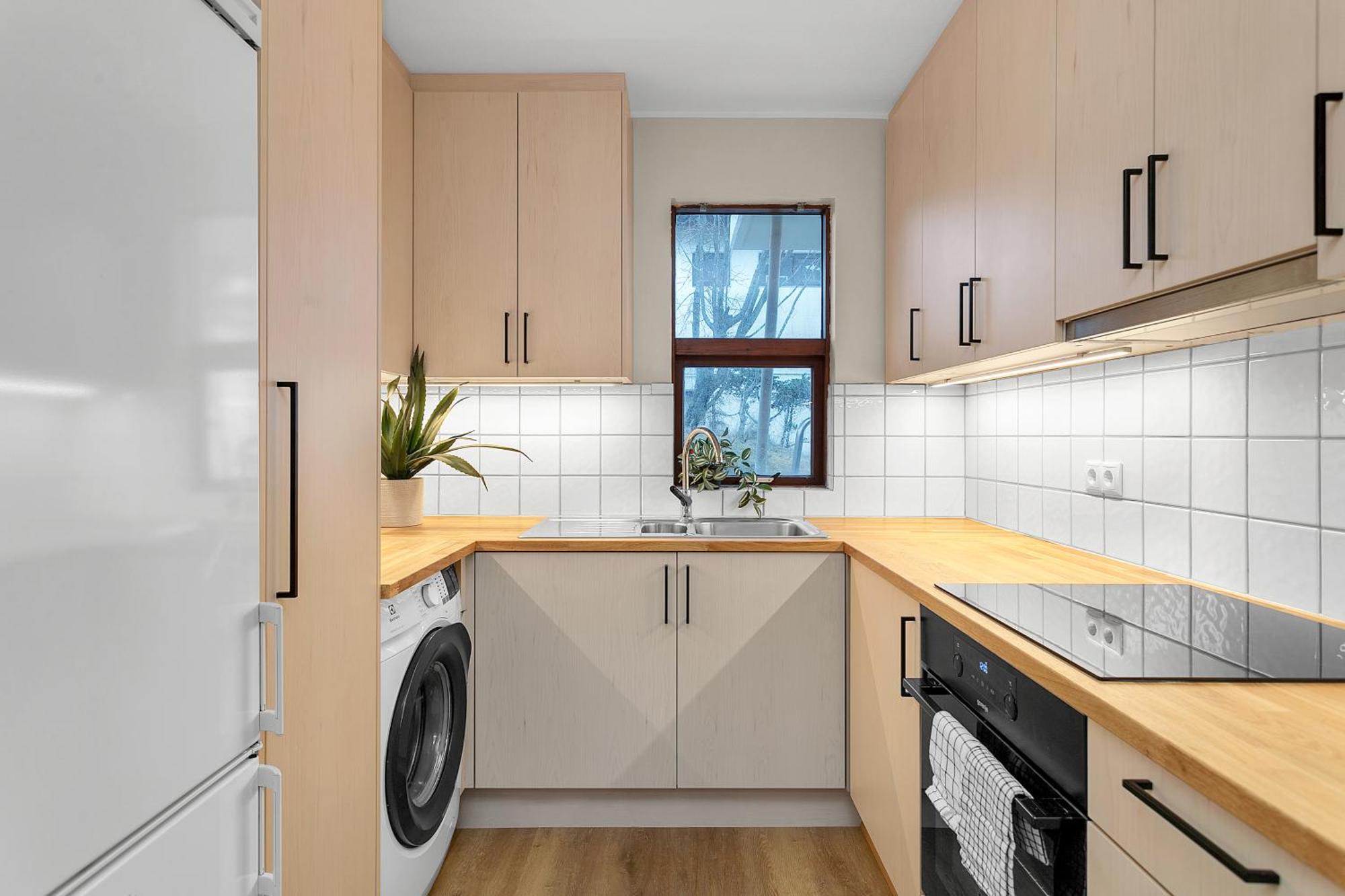 Inviting 2br Haven In The Heart Of The Suburbs * Reykjavik