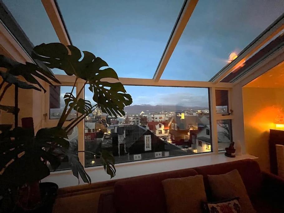 Apartment Penthouse In Rvk With Unique View Reykjavik