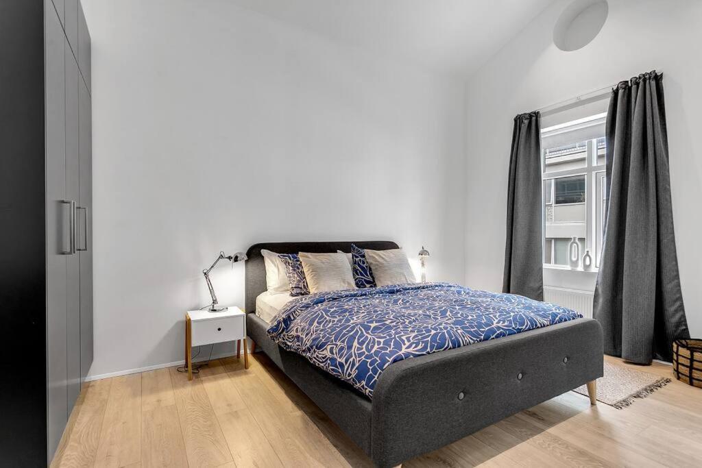 Luxury Penthous - 3 Bedroom - 2 Bath - Freeparking - Downtown Reikiavik