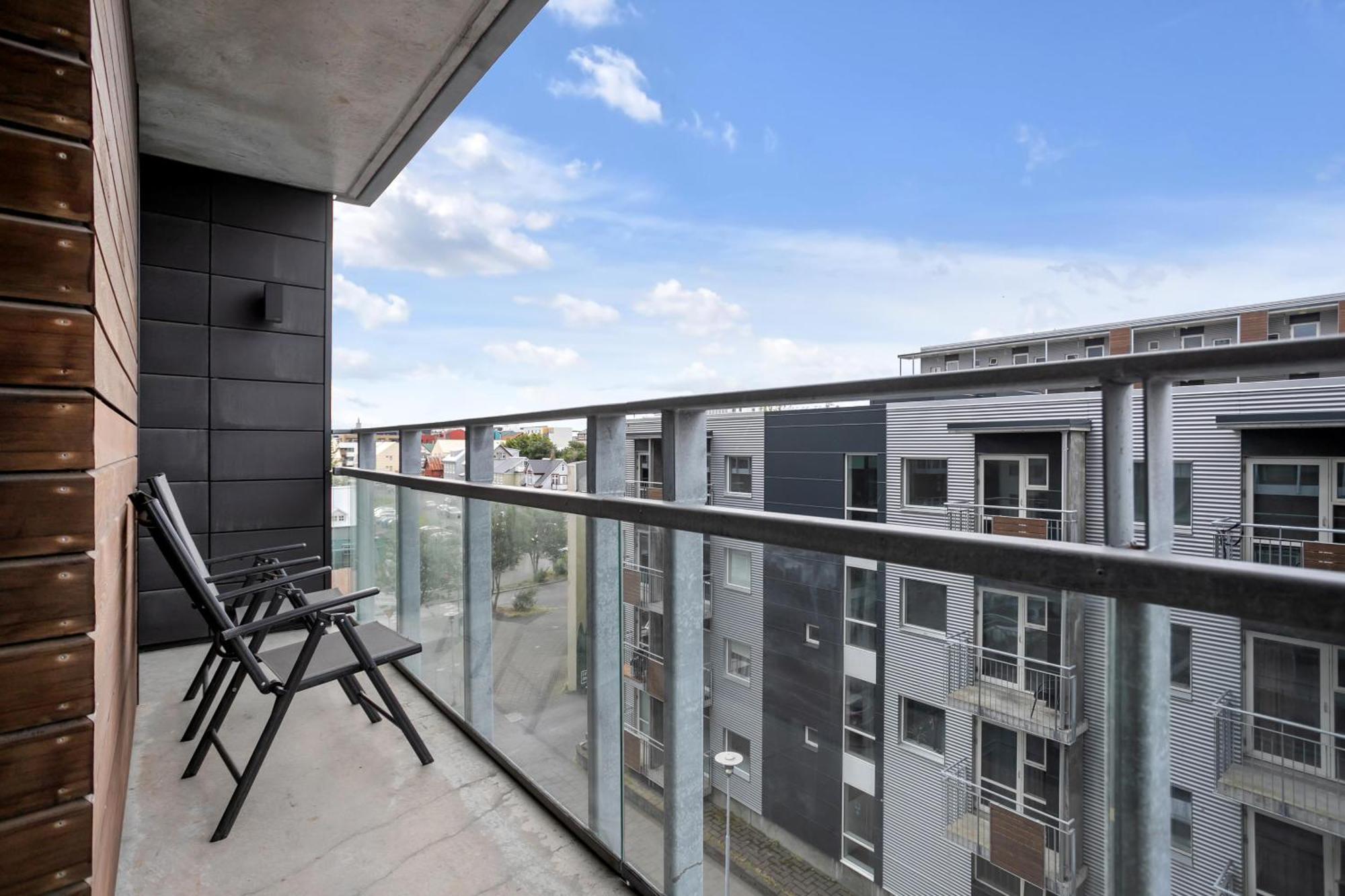 Stylish & Modern 2br Downtown Apartment Reykjavik