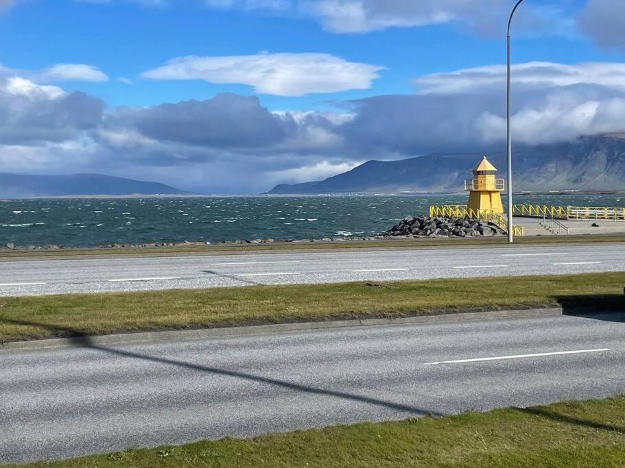 Apartment Comfort And Elegance In Downtown, Reykjavik