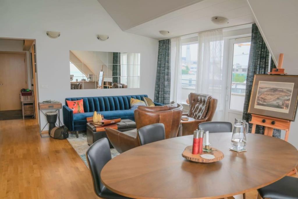 Penthouse In Downtown With Unique View Apartment