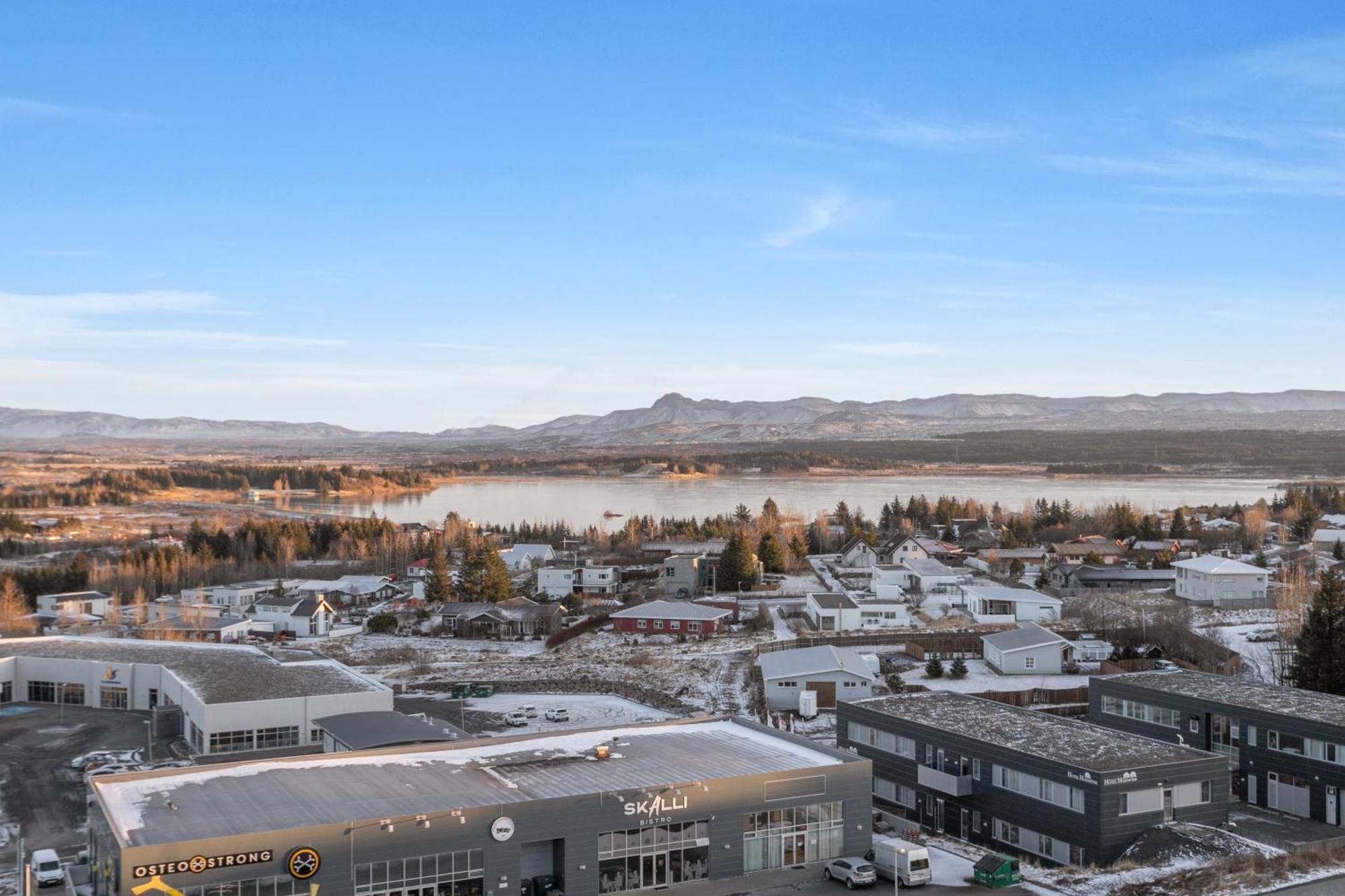 Aparthotel Blue Mountain By Heimaleiga 3*