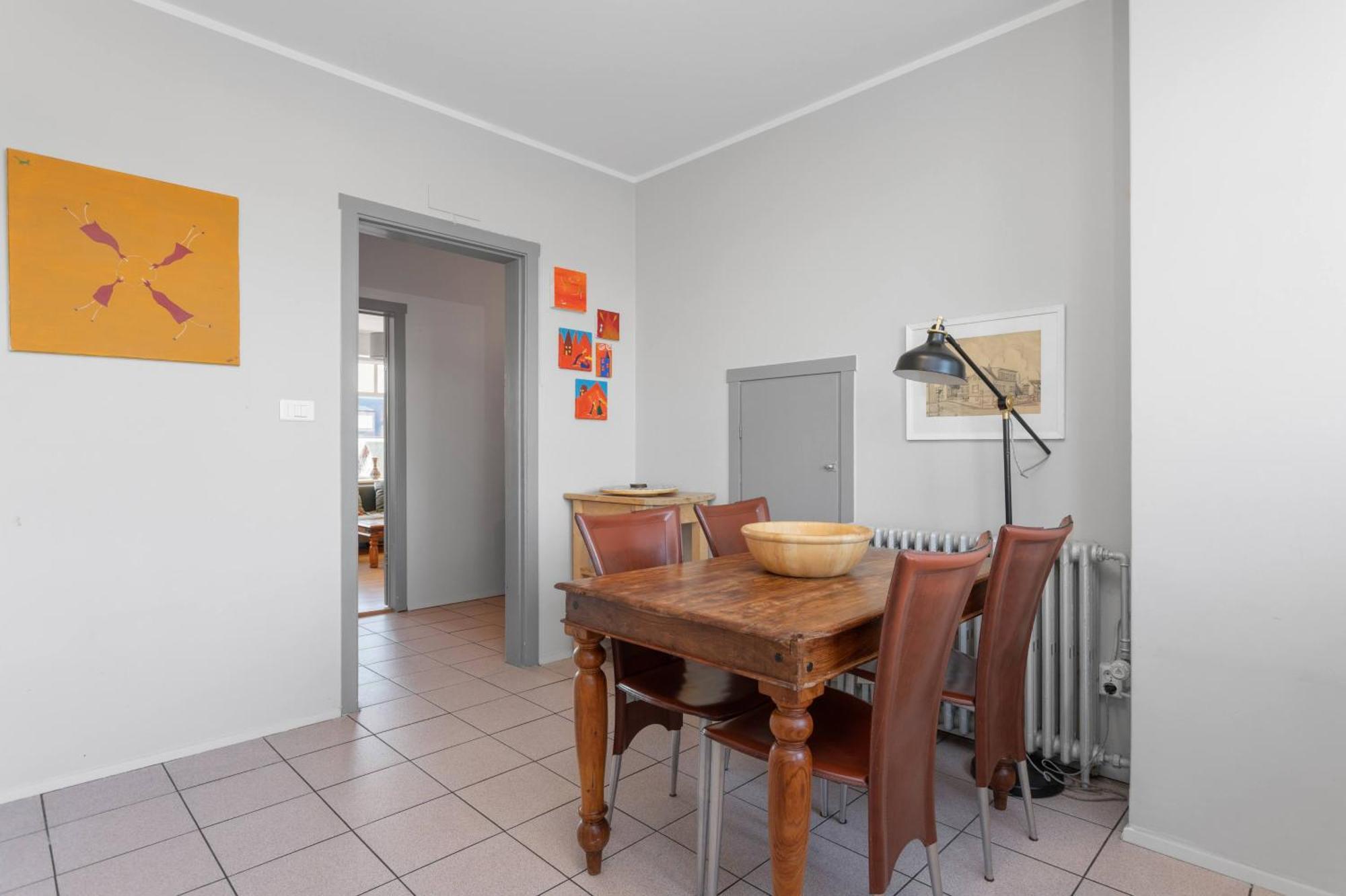 Apartment Spacious 3br Penthouse In Downtown
