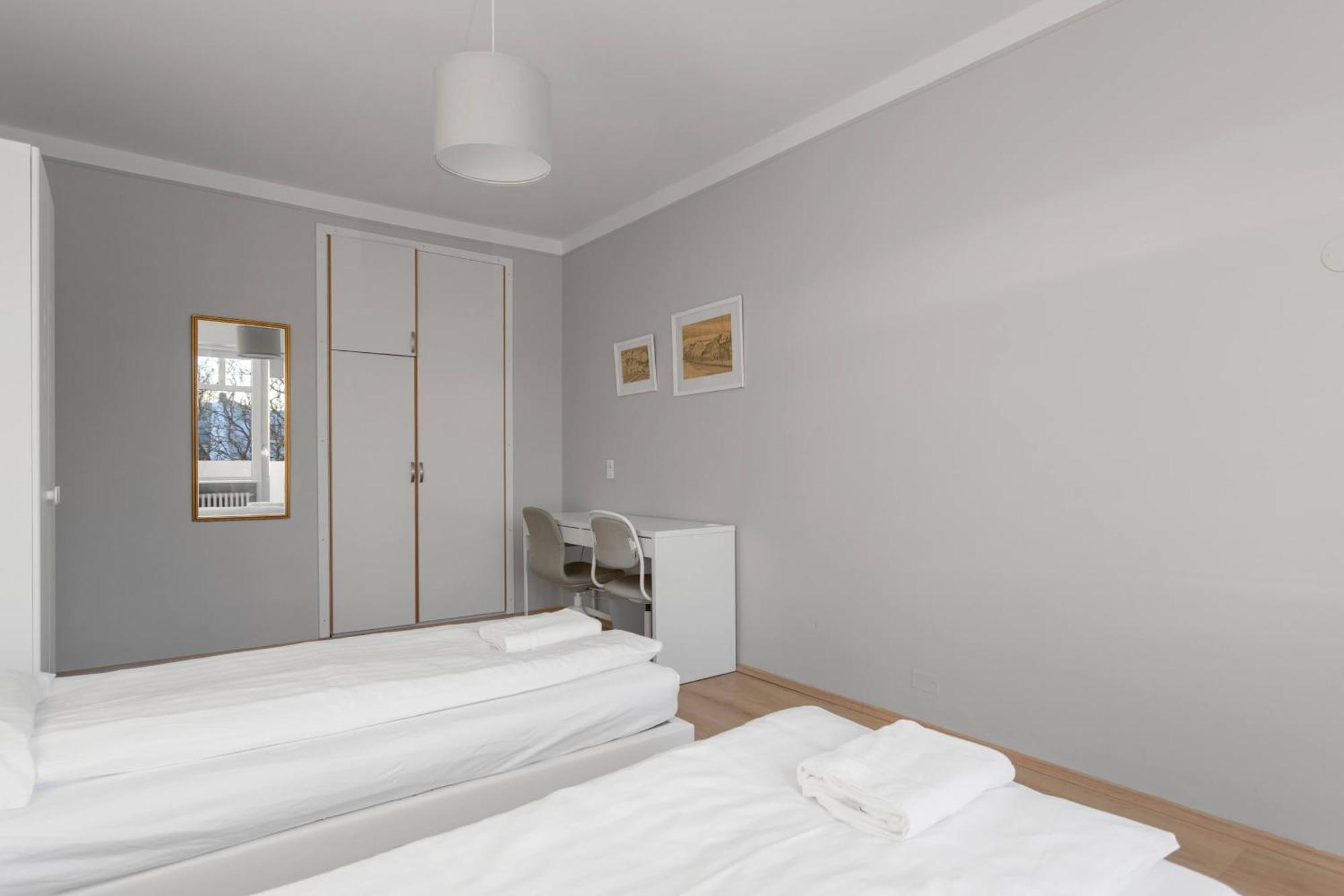 Apartment Spacious 3br Penthouse In Downtown Reykjavik