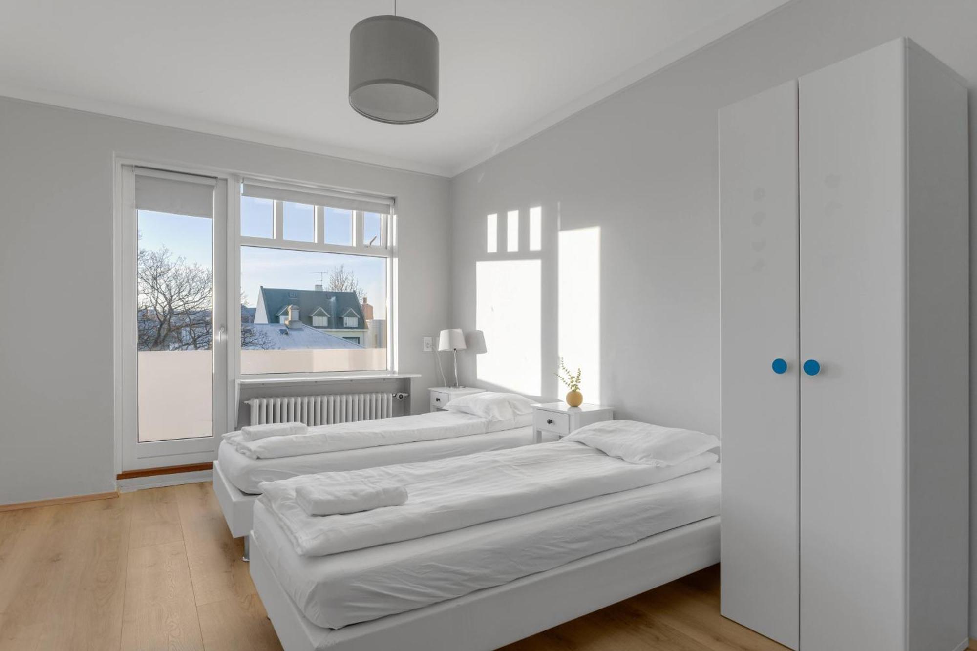 Apartment Spacious 3br Penthouse In Downtown *
