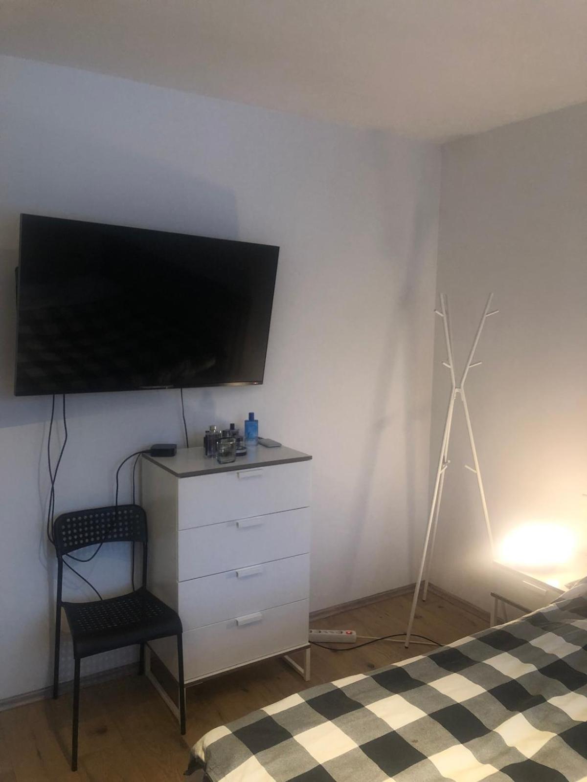 Entire 2-bedroom With Need Apartment *