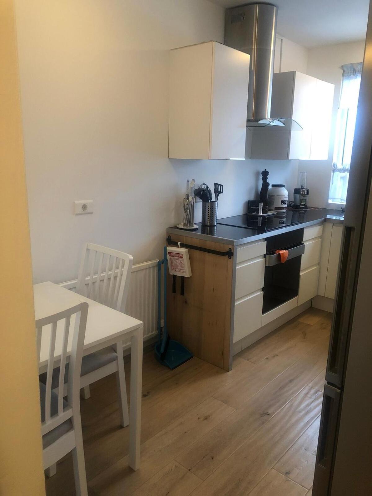 Apartment Entire 2-bedroom With Need *