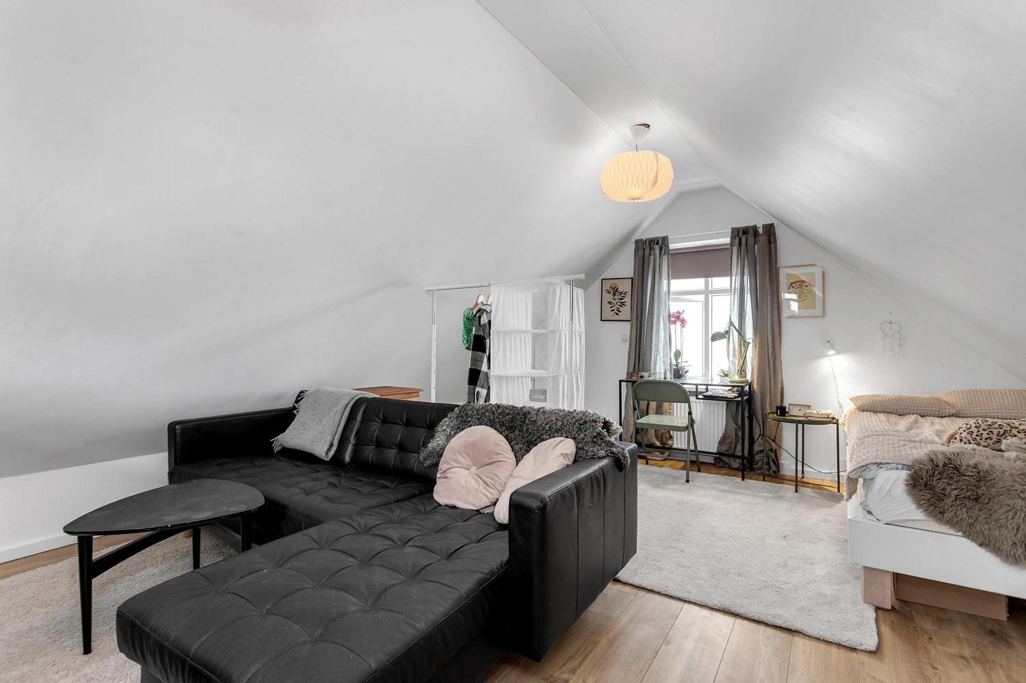 Apartamento Spacious, Cozy & Family Friendly House In
