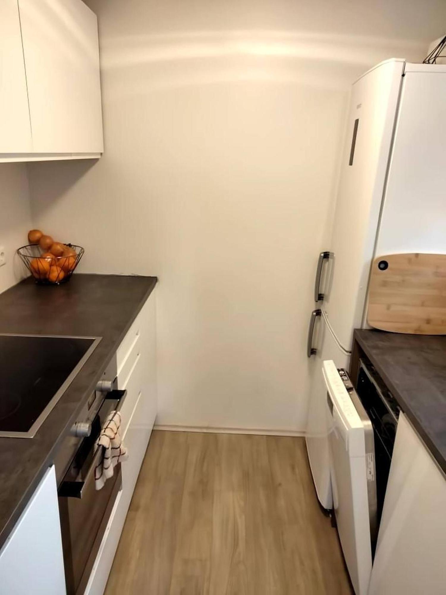Cozy Close To Downtown *