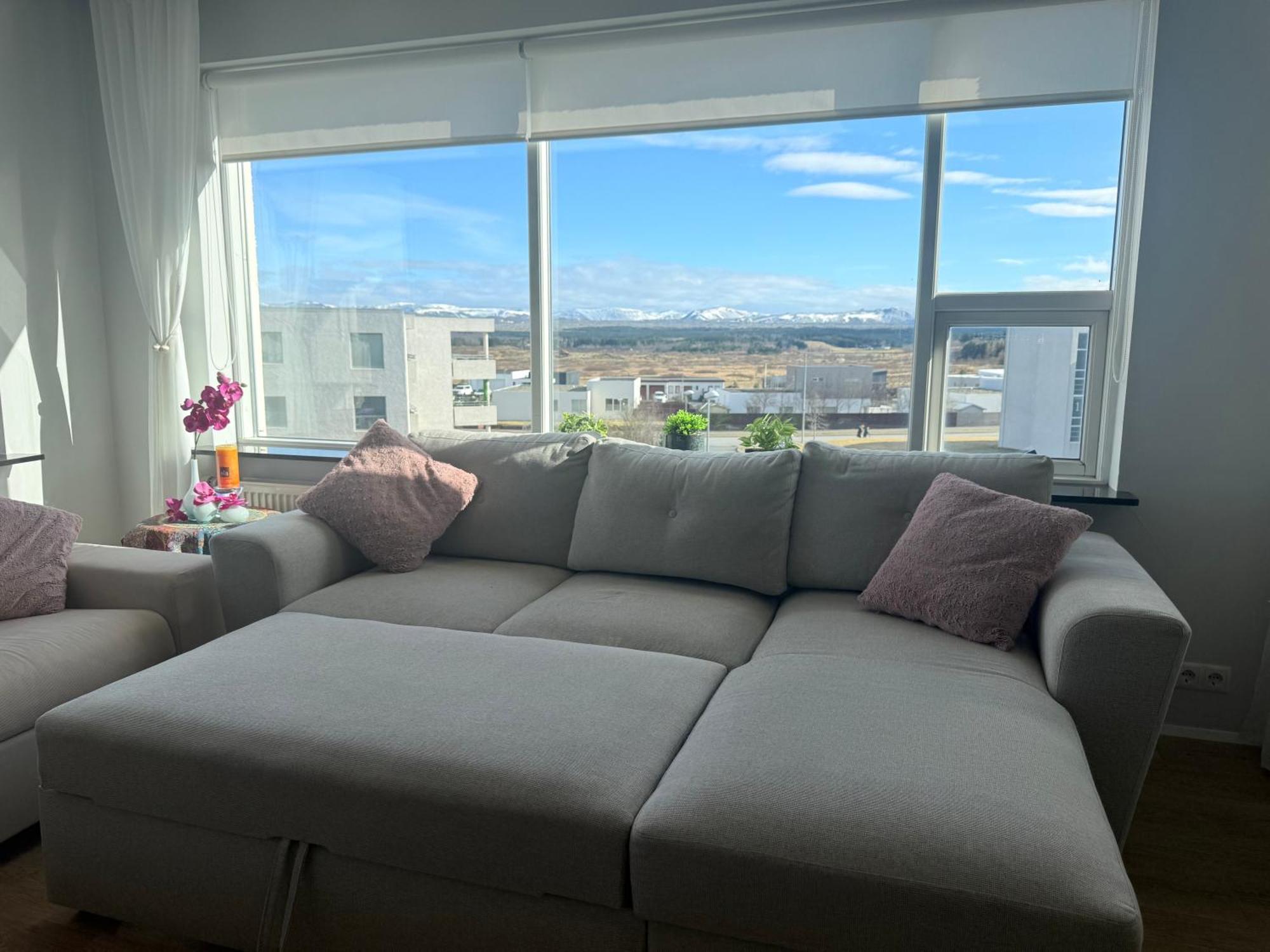 Apartment House Of Light Reykjavik