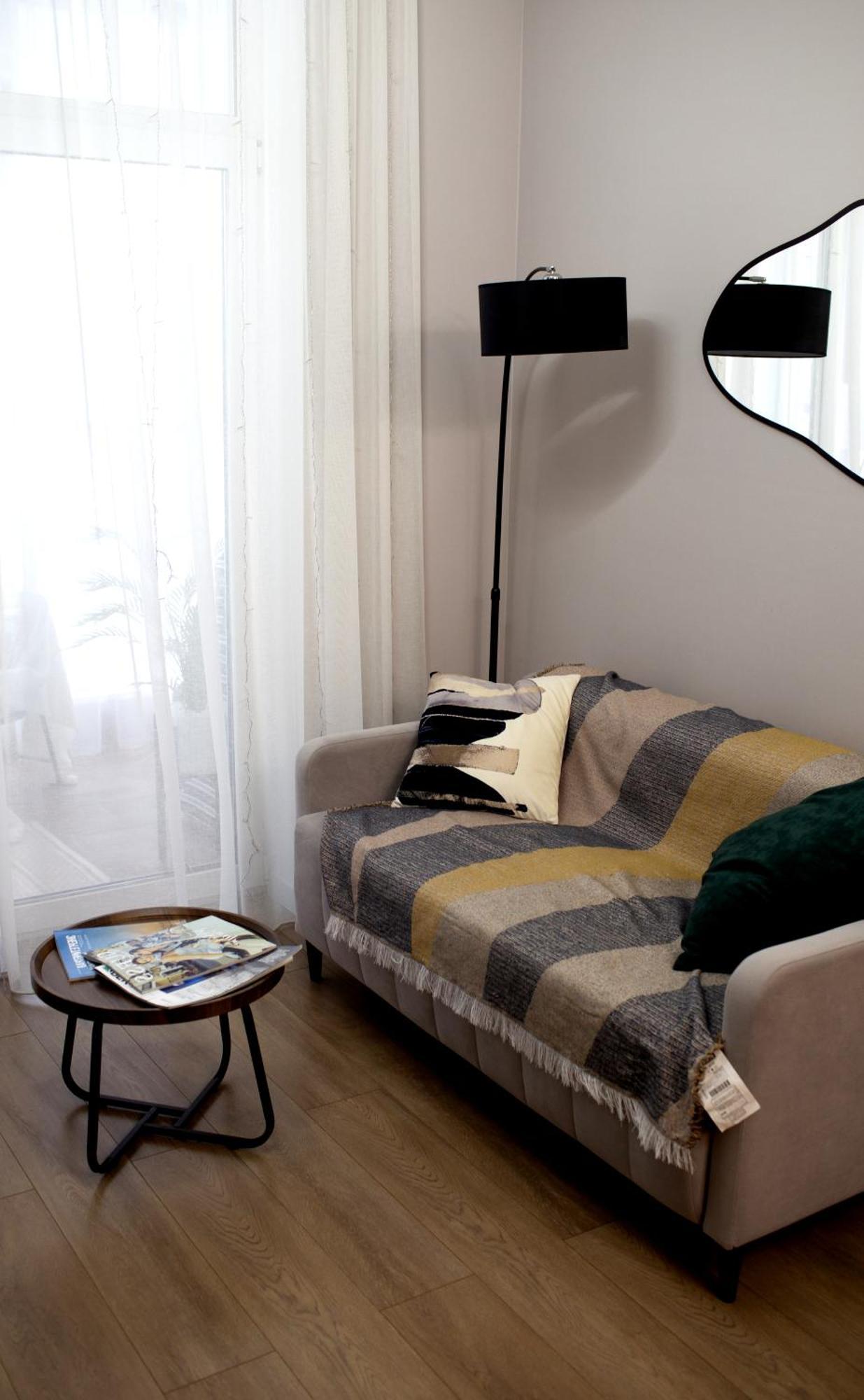 House Lonpa Rehani Apartment *