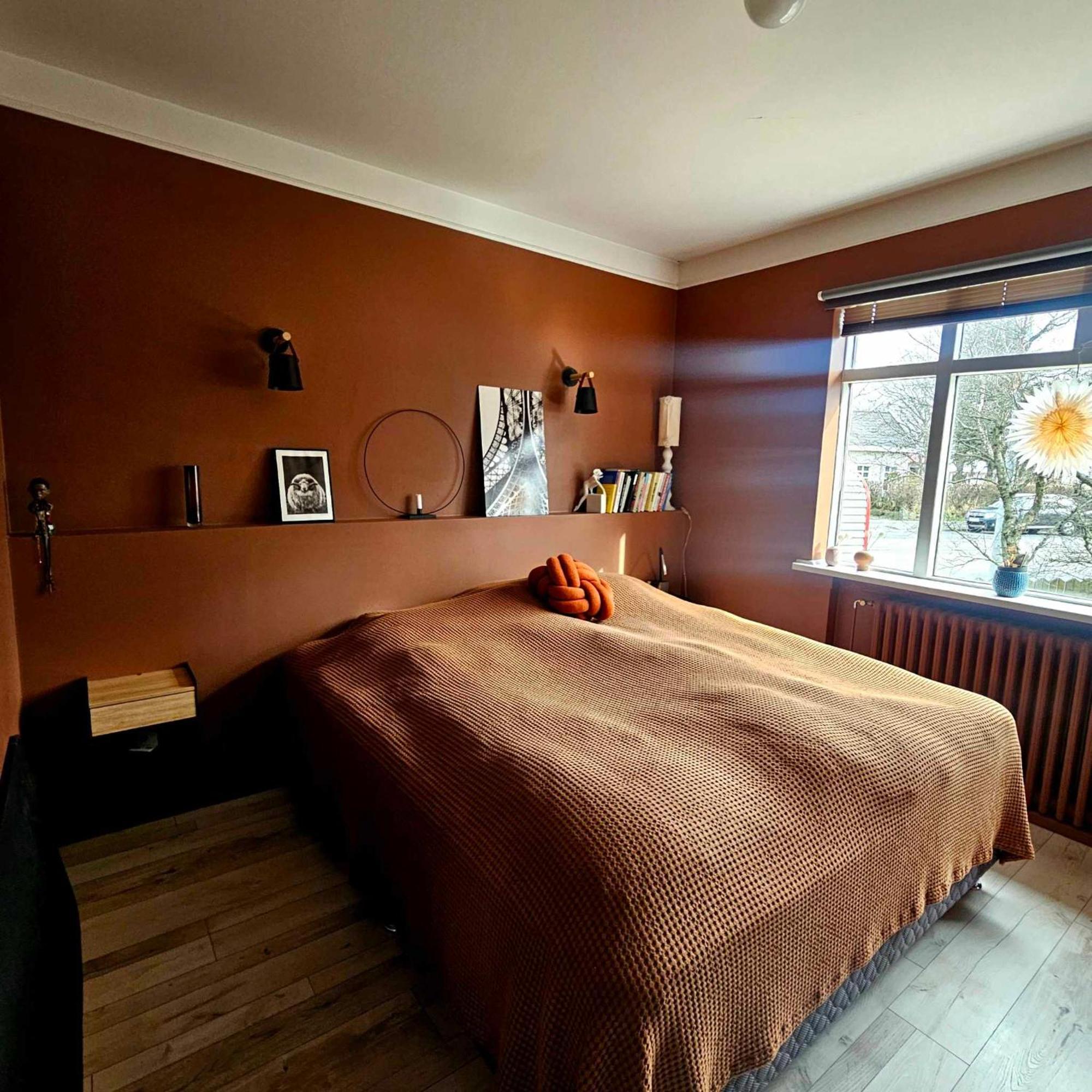 2 Bedroom Apartment With A Loft- Close To Downtown