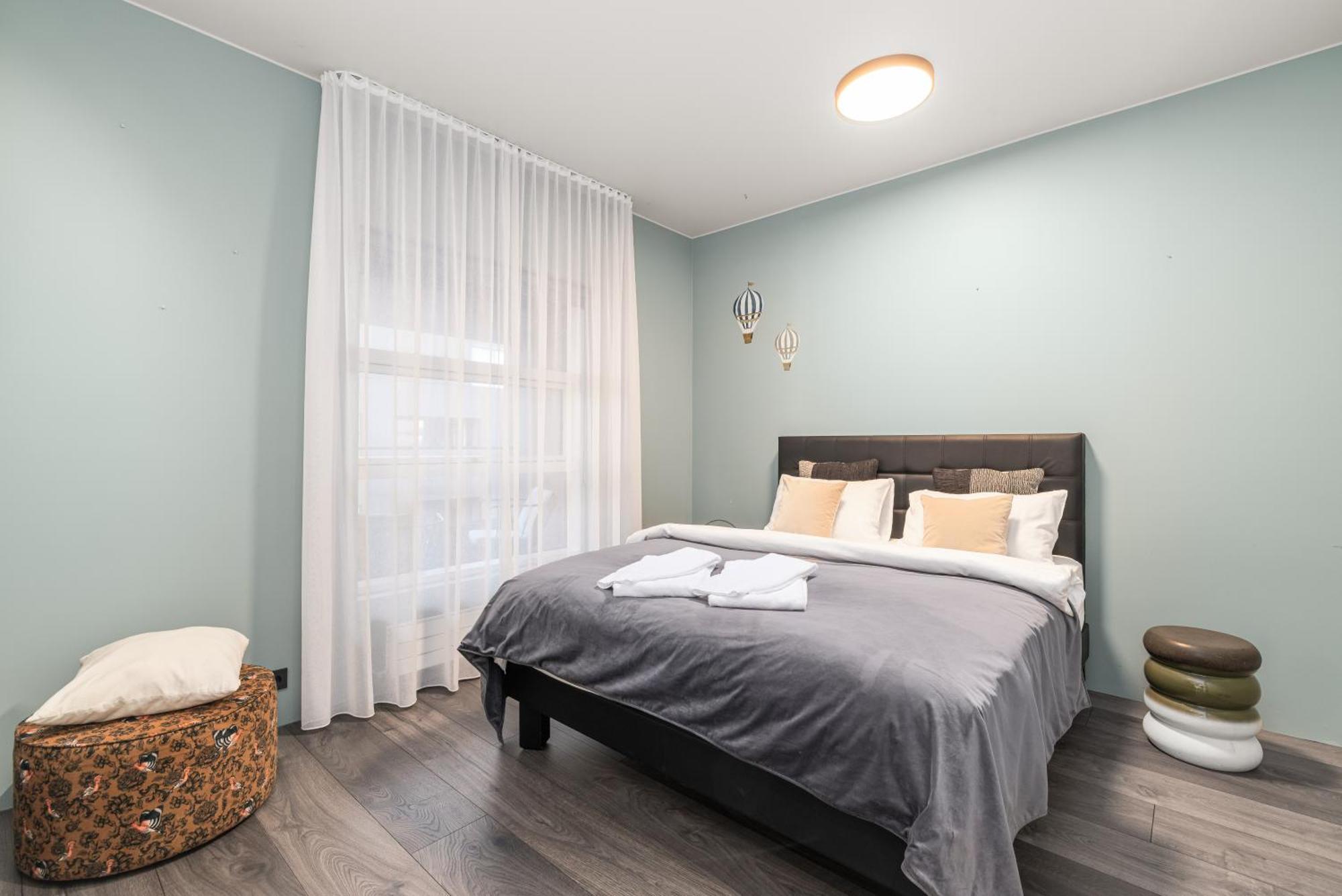 Vibrant Hafnatorg I Spacious With Expansive Garage *