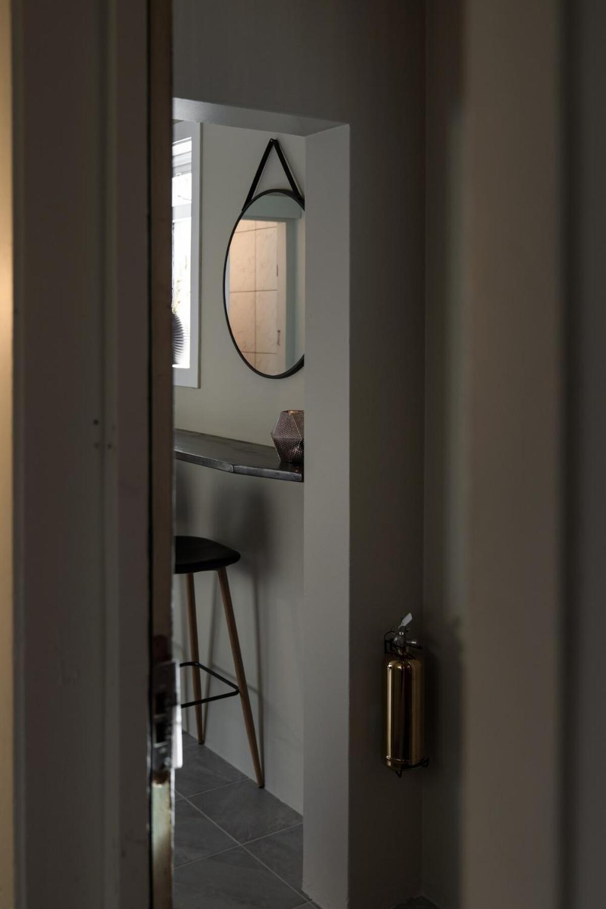 Charming And Renovated In Centre Apartamento