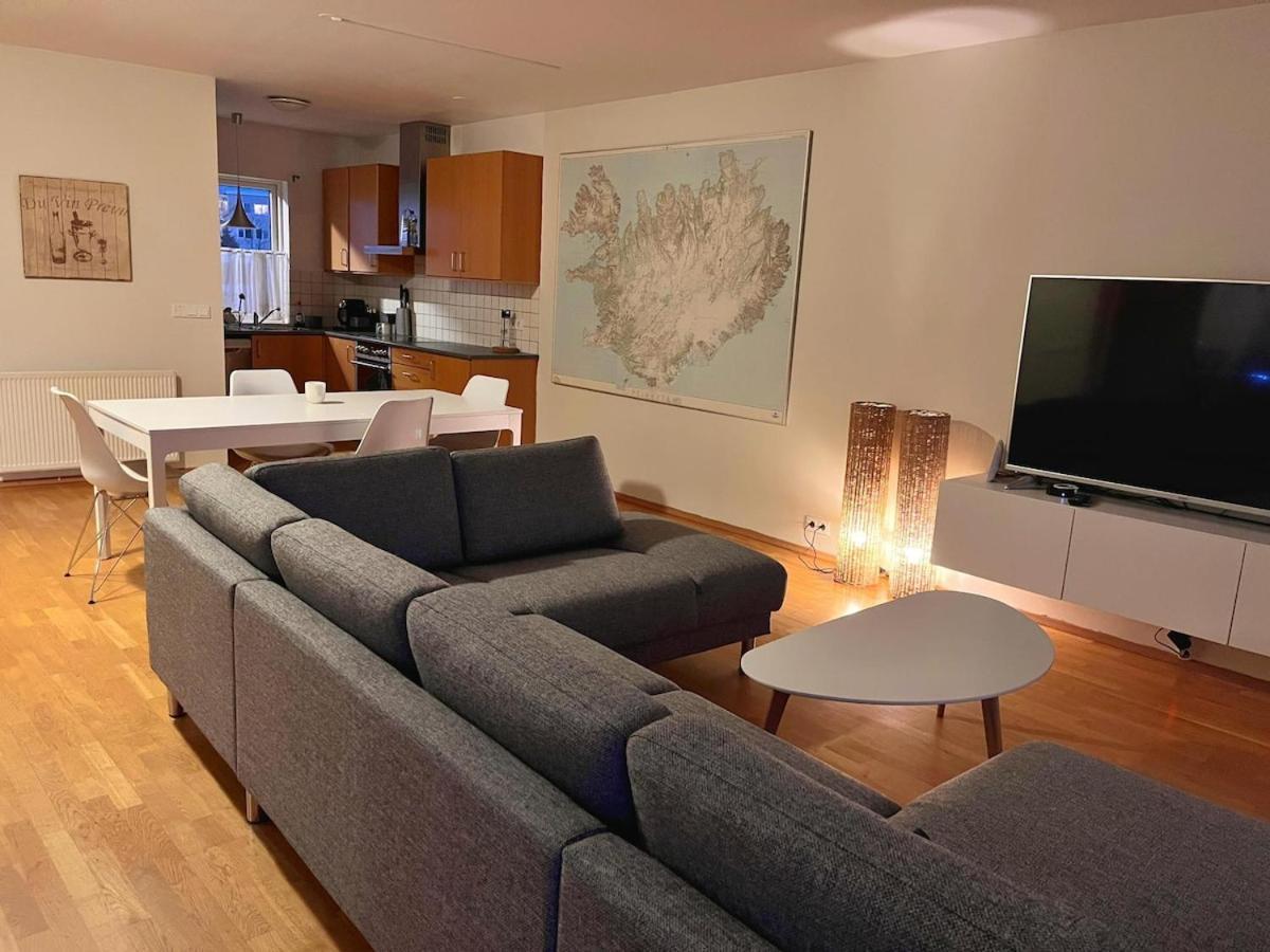 Sandavad Apartment *