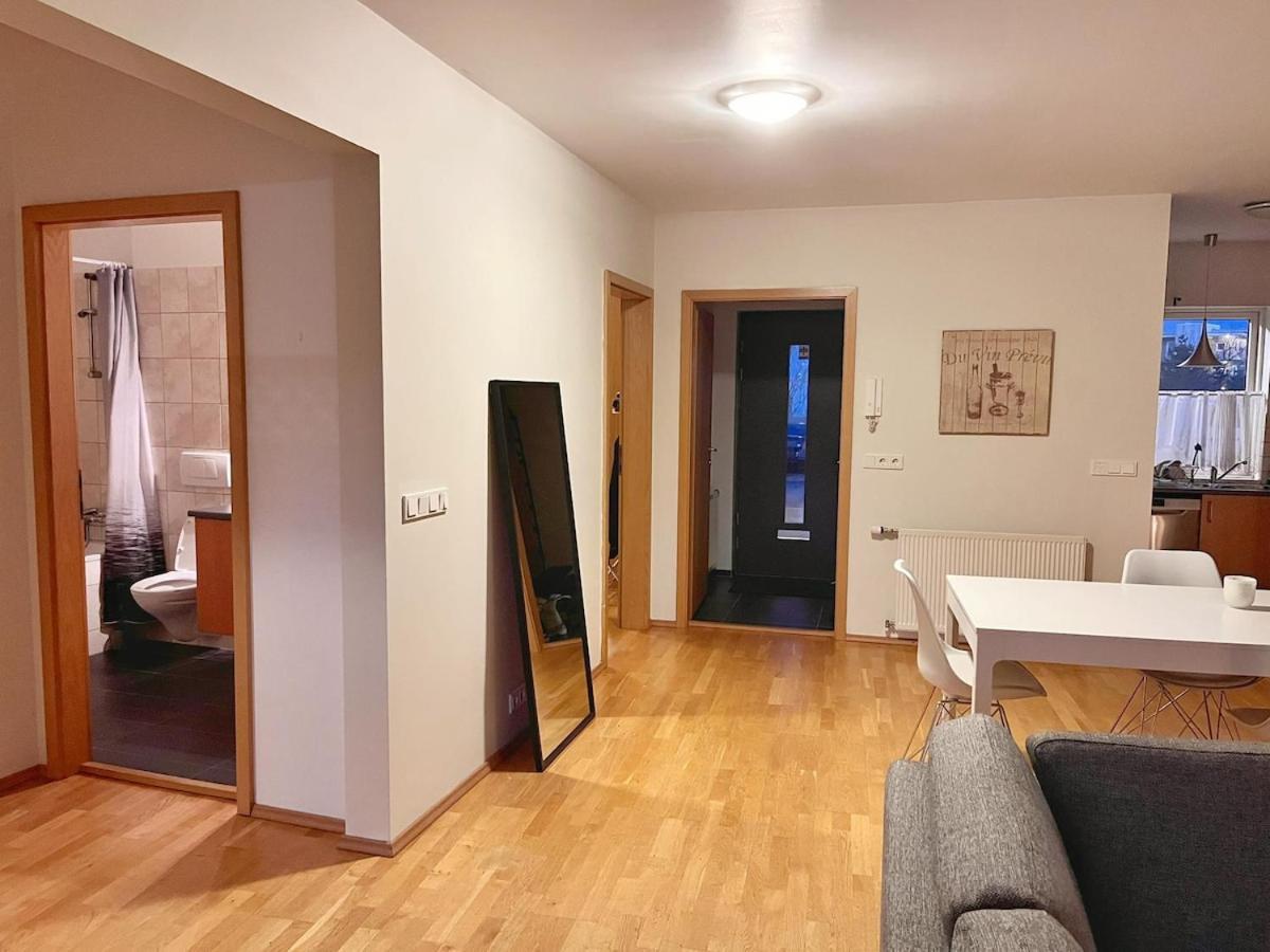 Apartment Sandavad Reykjavik