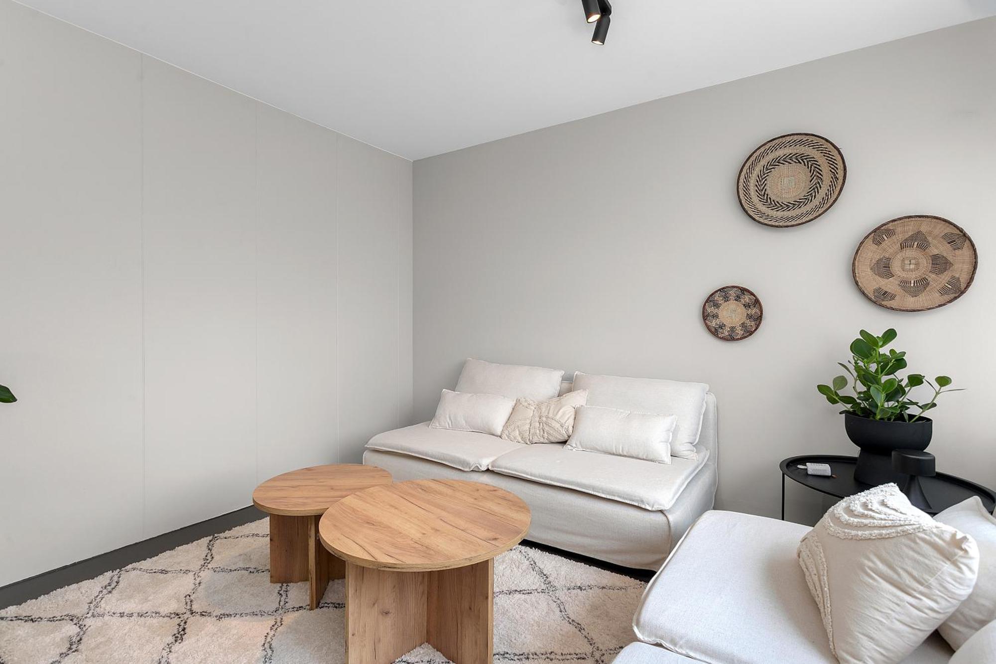 Charming Downtown 3br-best Location With Free Parking Apartment *