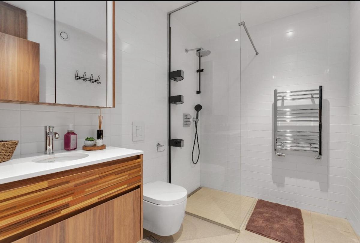 Premium Queen Downtown Apartment Reykjavik
