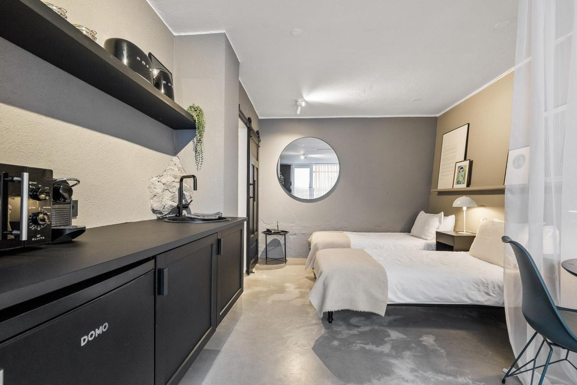 Spacious In Downtown