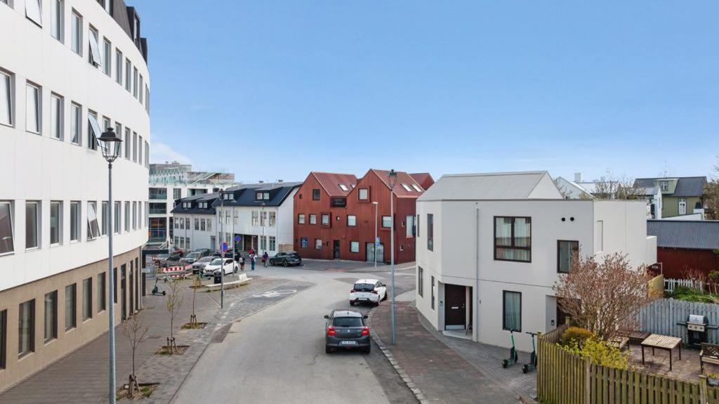 Luxury Kartuli Reikiavik