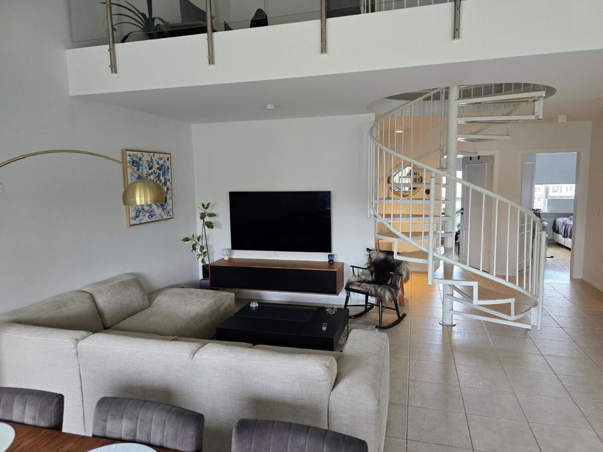Luxurious Family Apartment Reykjavik