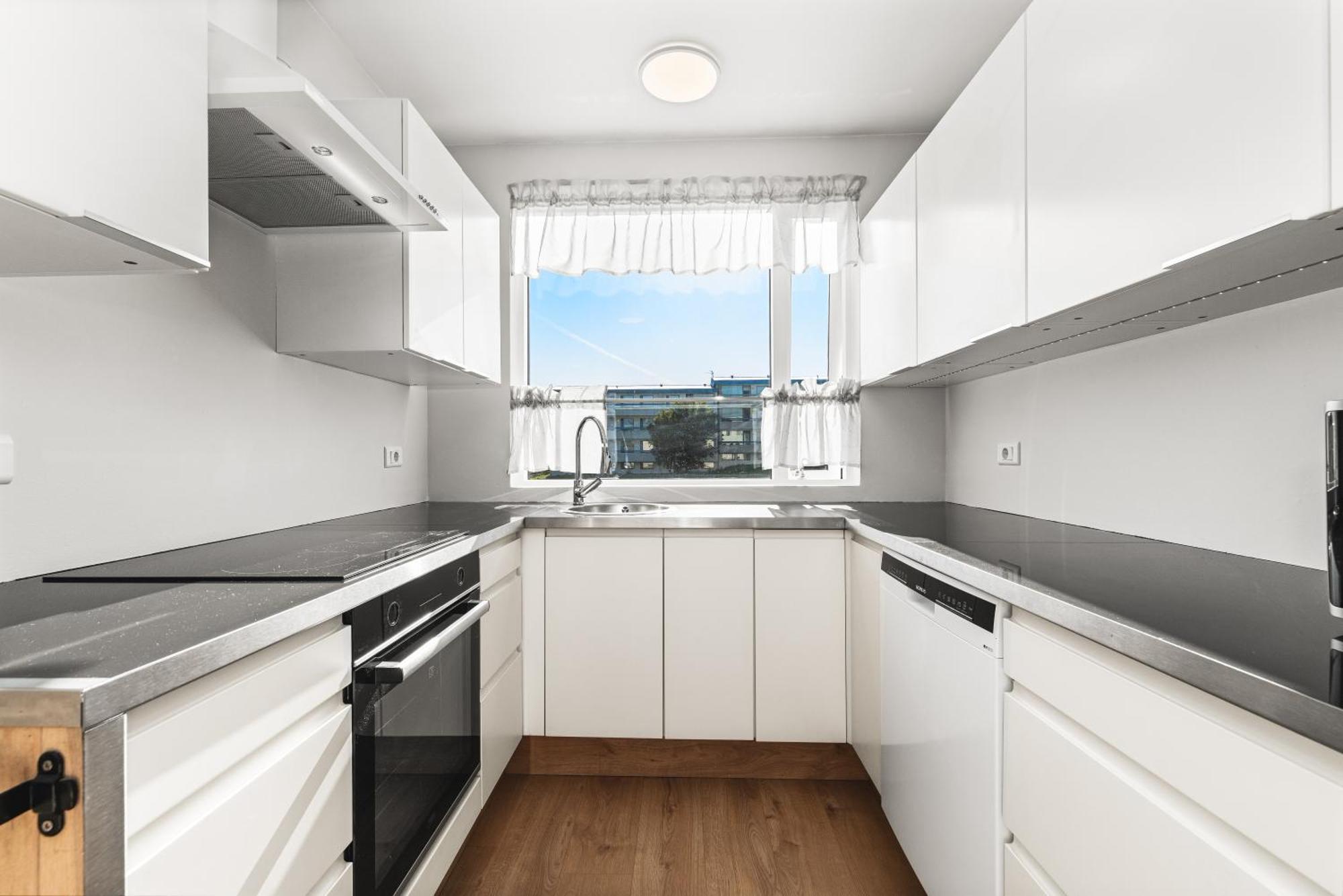 Perfect Spacious 2-bedroom Near Sky Lagoon
