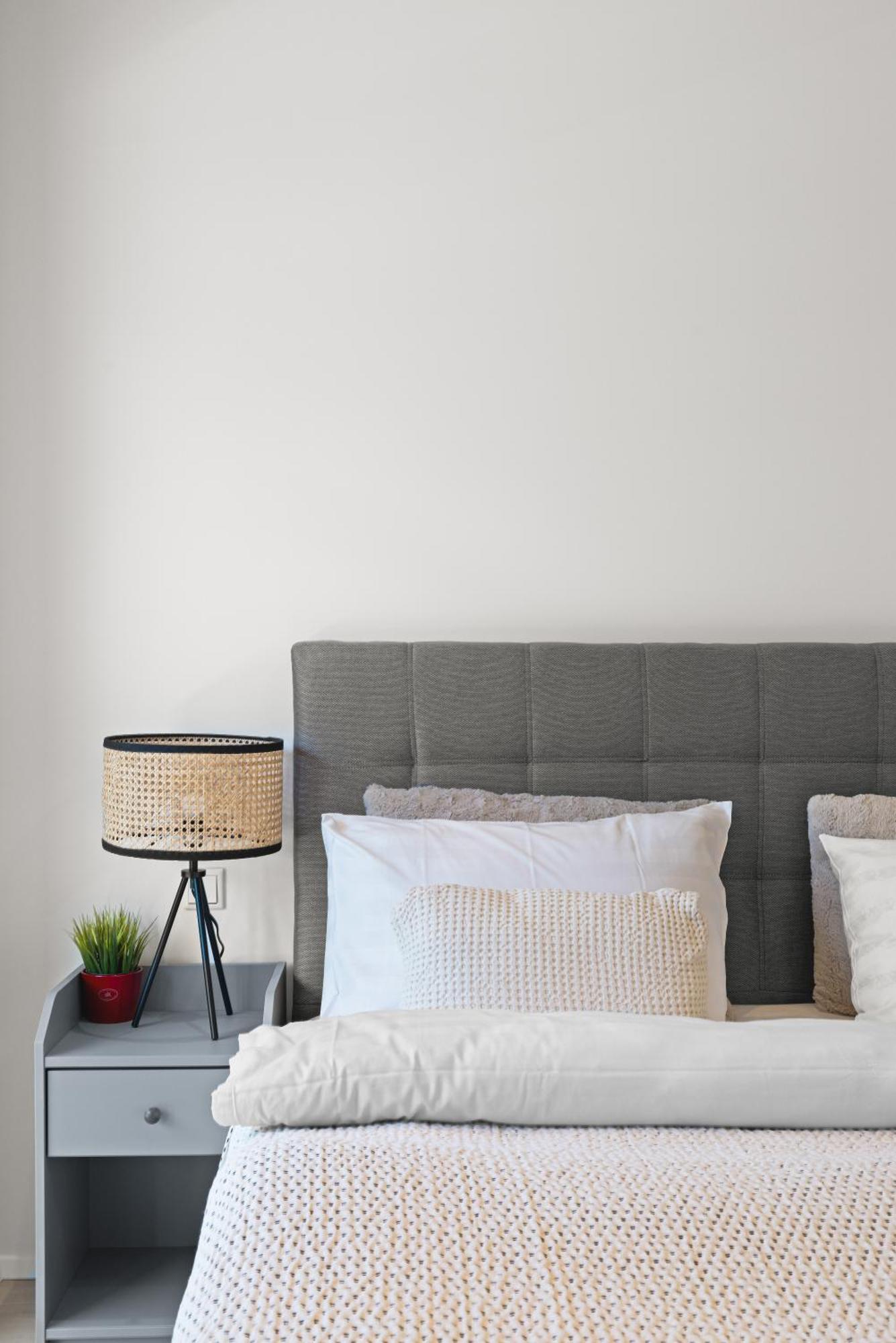 Your Perfect Oasis With Large Porch & Scenic Views * Reykjavik
