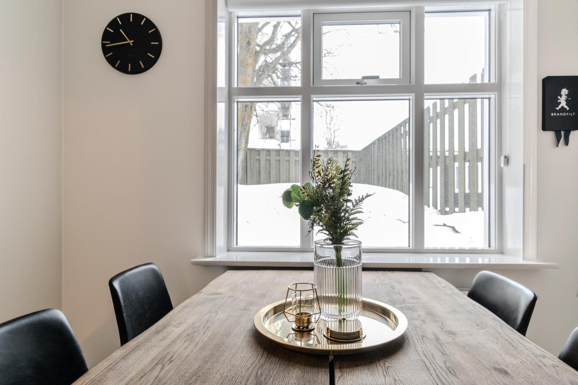 Apartamento Framnesvegur - Two Bedroom Reikiavik