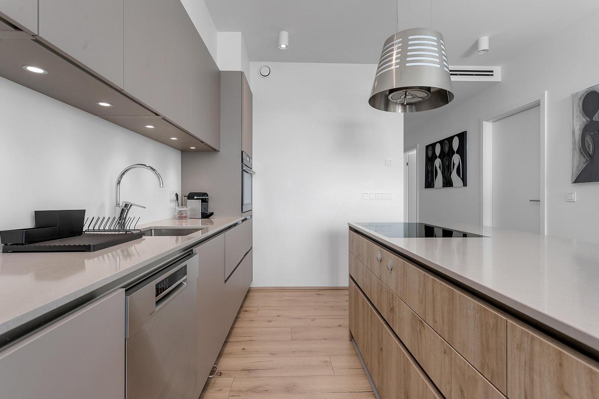 Spacious Luxury 3br With 2 Bathrooms 1003 Reikiavik