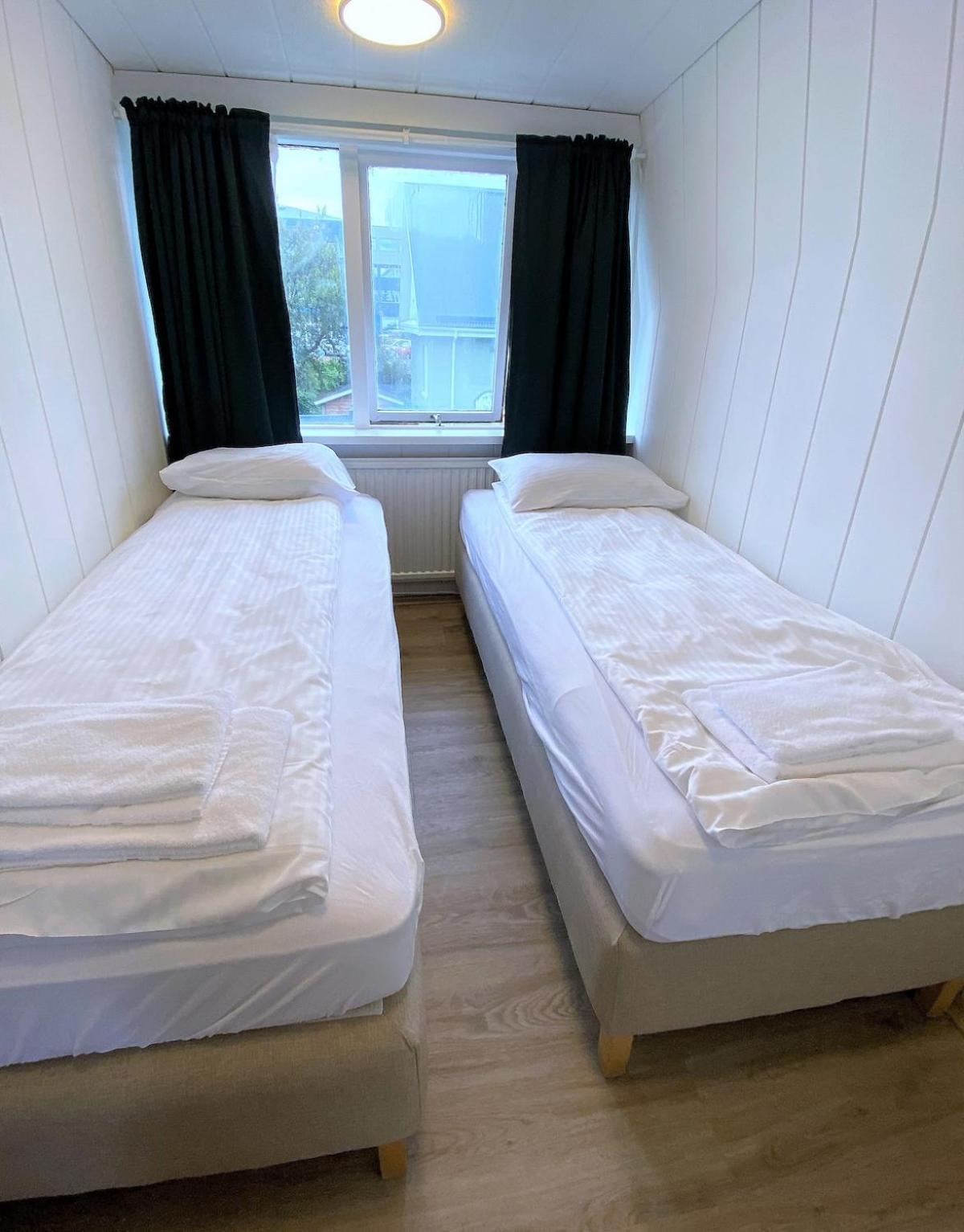 Apartment Charming 2 Bedroom With Free Parking Reykjavik