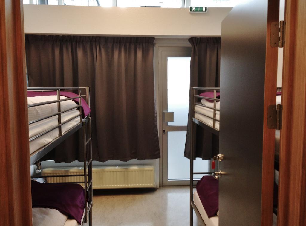 Sport Hostal *