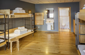 Hostel Downtown Hi