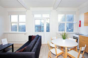 The Swan House - * Reykjavik