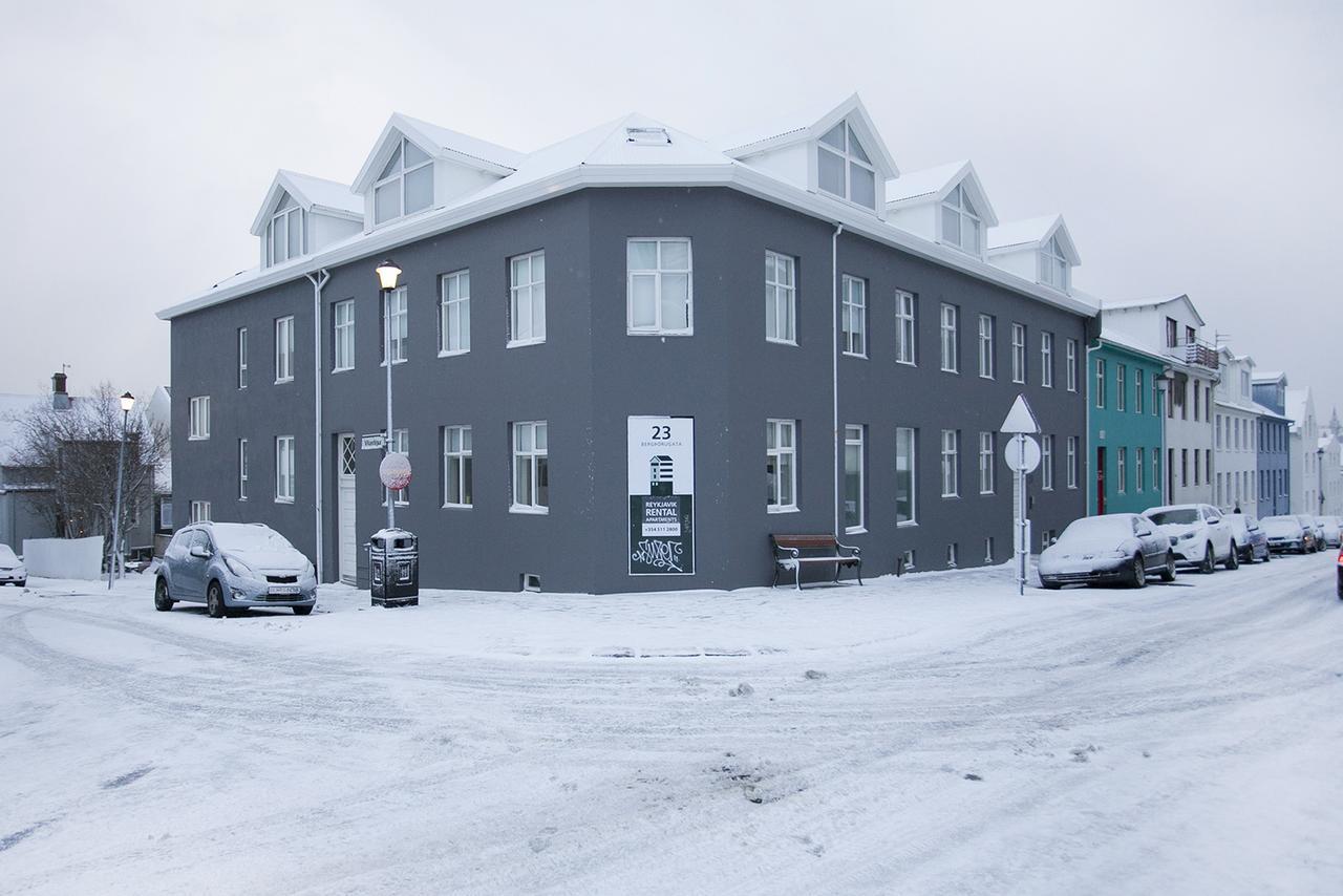 Sif * Reykjavik
