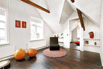 K Apartment *