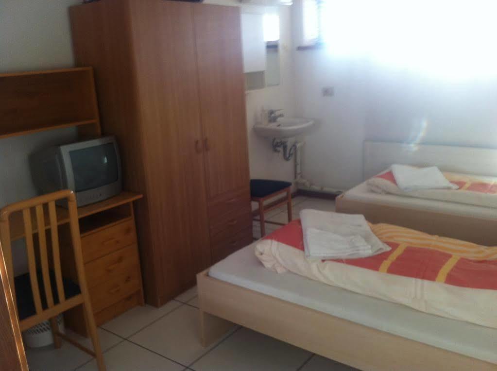 Casa de hóspedes Travel 2*
