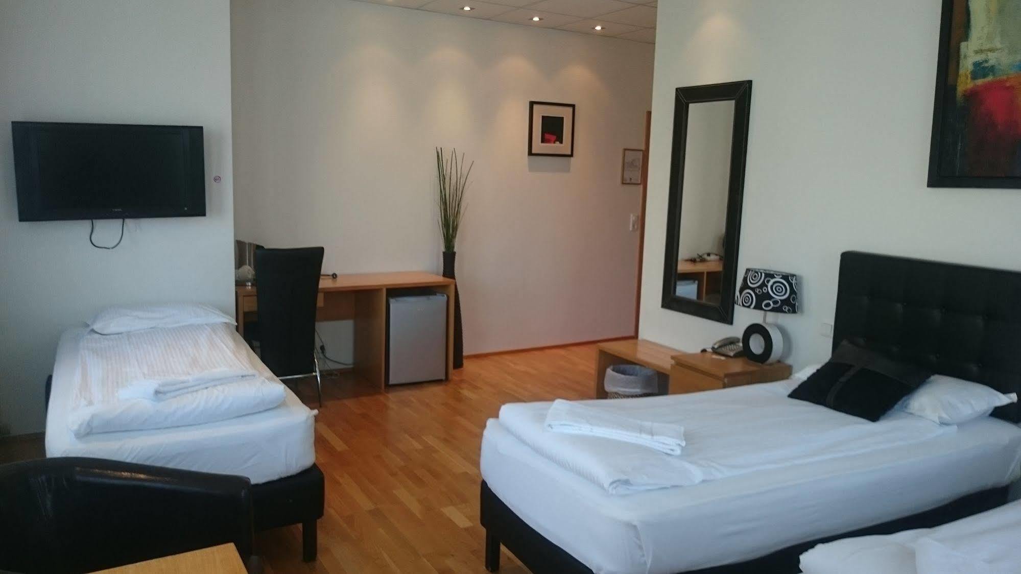 4th Floor 3* Reiquiavique