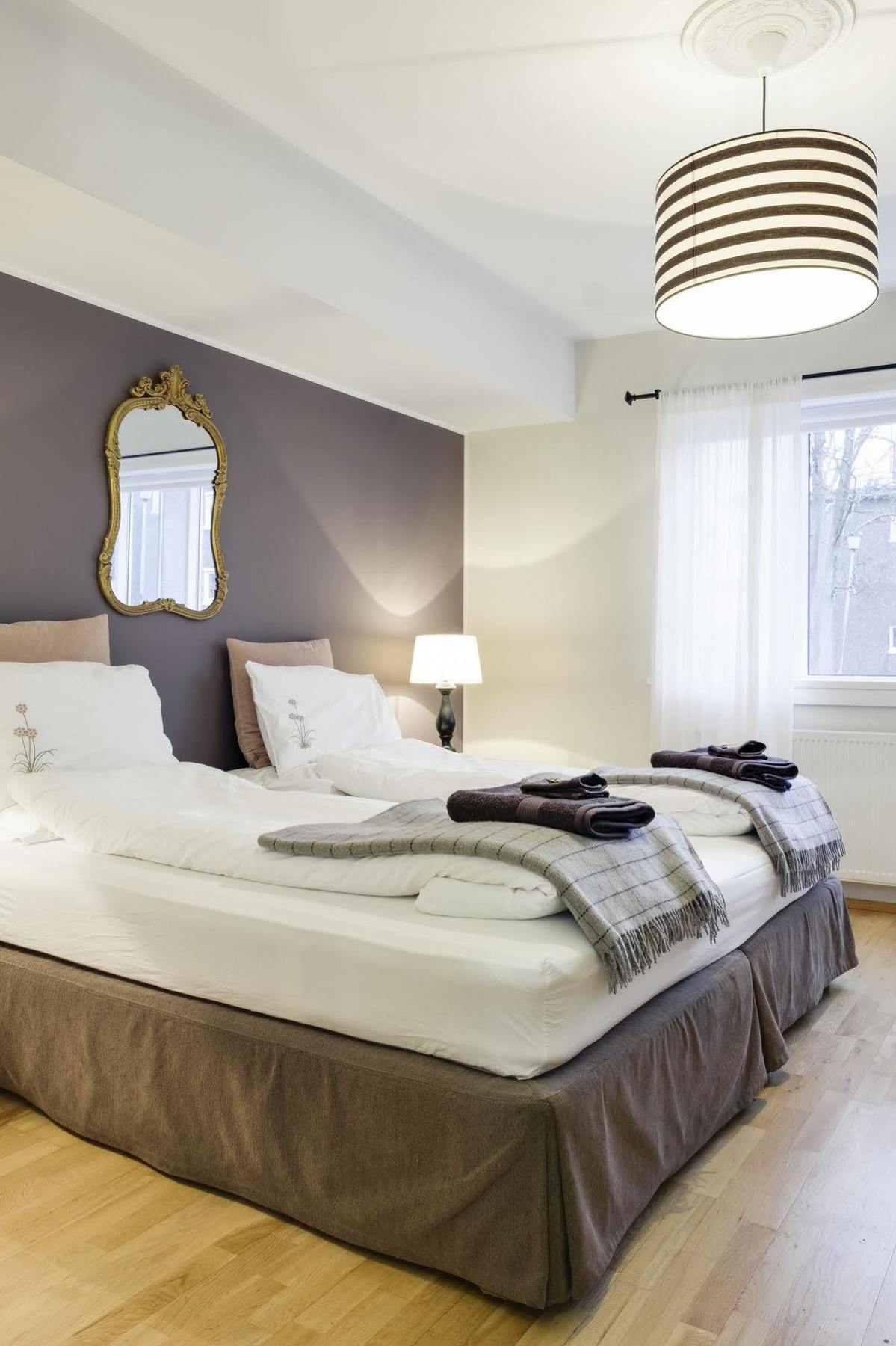 Freyja & Guest house 2*