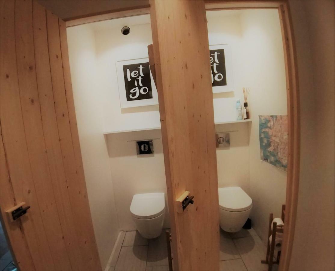 Akurholt Guest house 2*