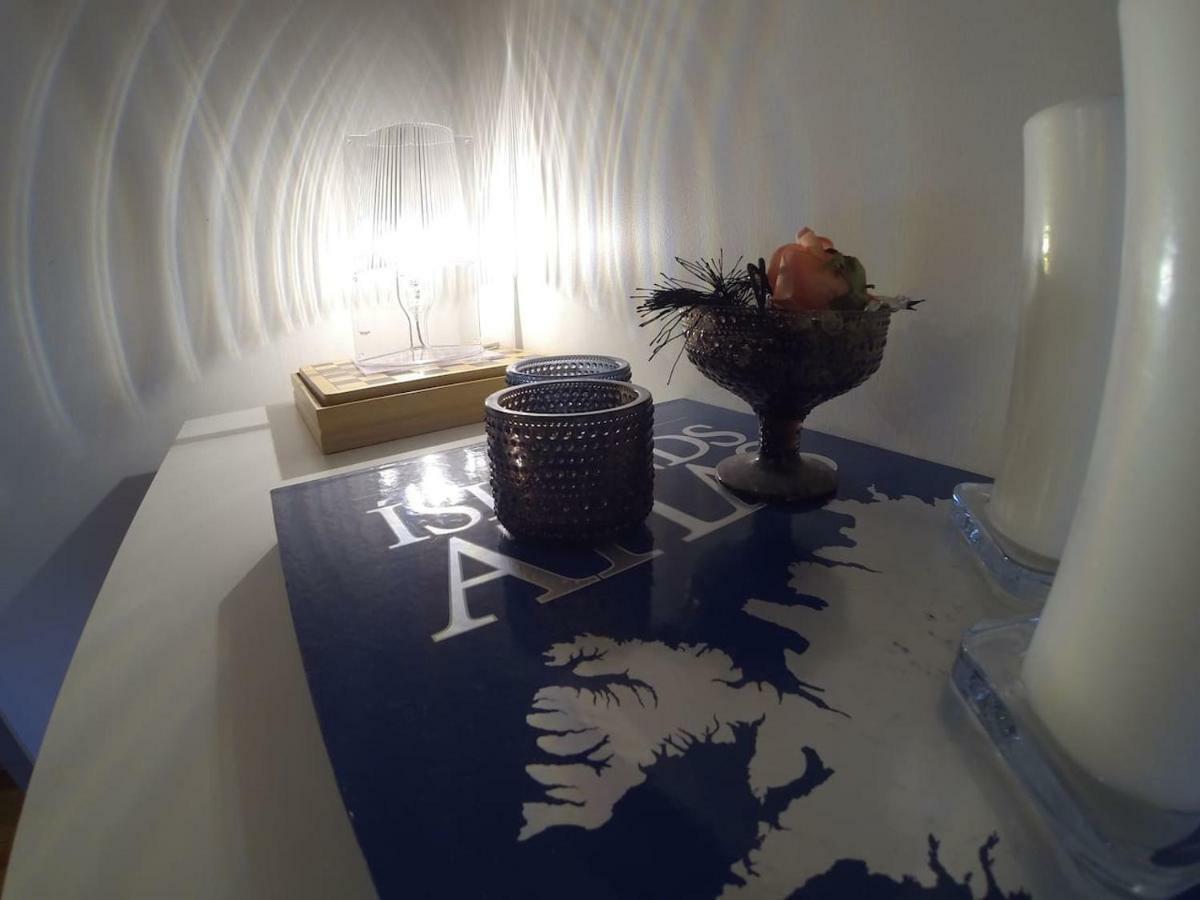 Skjolbraut - Cozy - Location - Free Parking - Close To A Public Swimming Pool And Sky Lagoon Apartamento